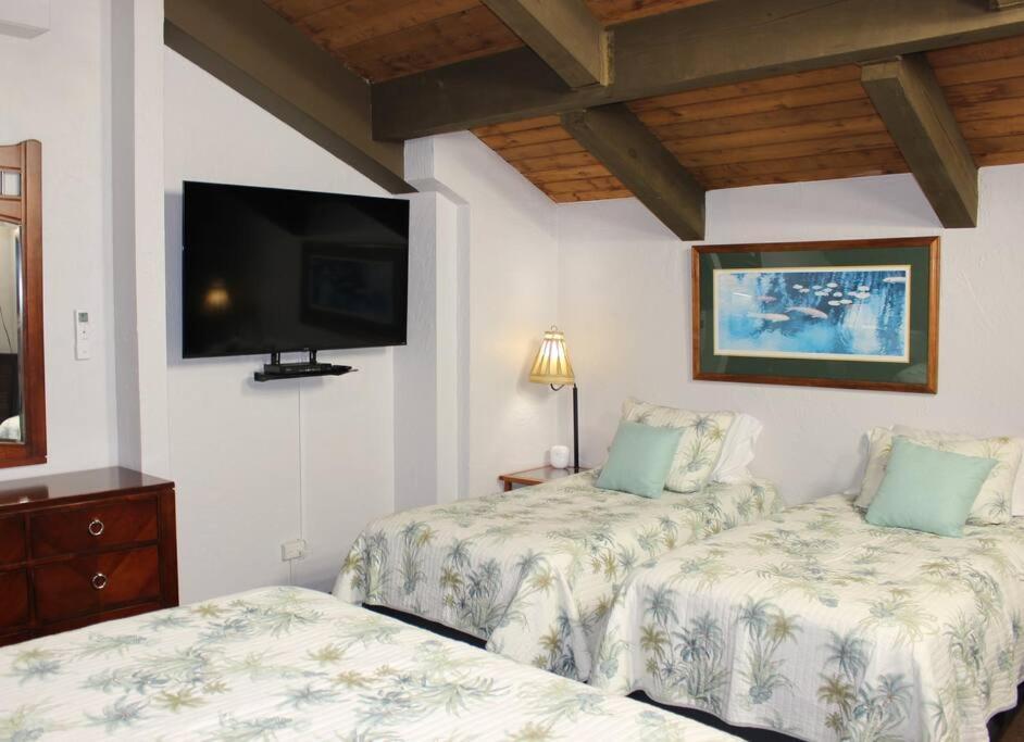 Papakea Resort G406 Лахайна Екстериор снимка